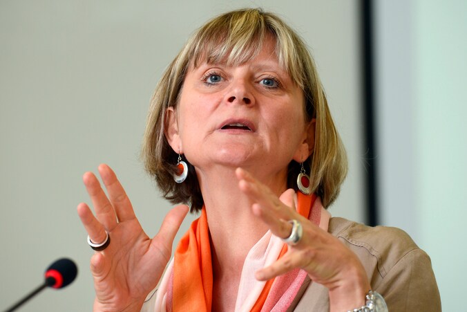 Minister Sabine Laruelle.