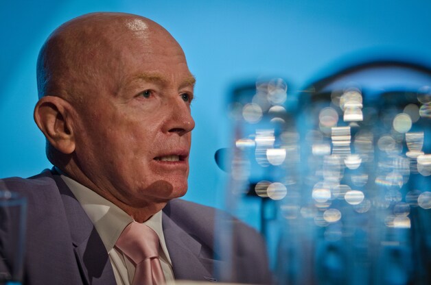 Investeerder Mark Mobius denkt dat de periode met recordkoersen voorbij is.