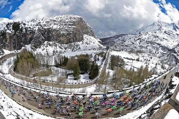 Barre weersomstandigheden in de Giro.