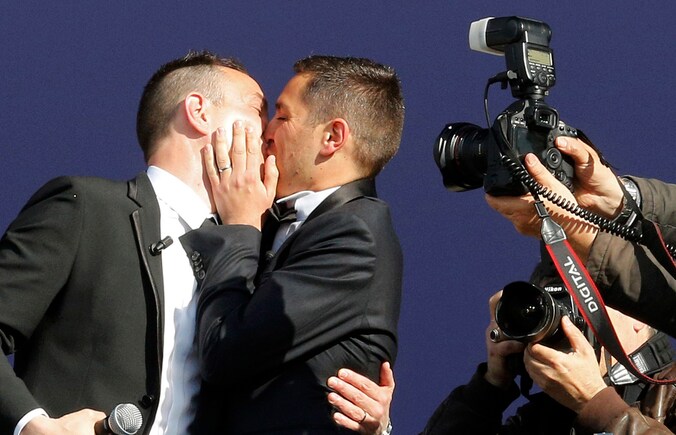 In mei trouwde het eerste Franse homokoppel in Montpellier.