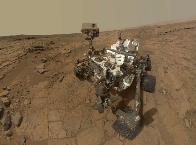 Marsjeep Curiosity in actie.