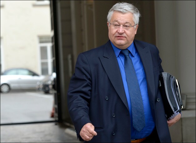 Guy Vanhengel.