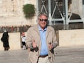 Prins Laurent bezoekt in Jeruzalem onder meer de Klaagmuur.