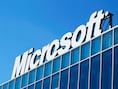 Microsoft werkt aan een grondige reorganisatie en zoekt nog altijd naar een opvolger voor de vertrekkende topman Steve Ballmer.