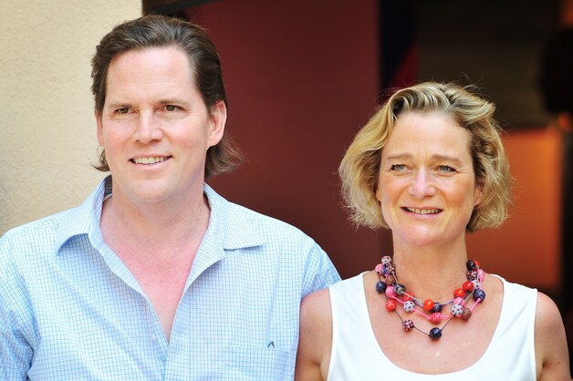 Boel tijdens haar expositie 'Happy Sadness' vorige maand samen met partner O'Hare in het Franse Grimaud.