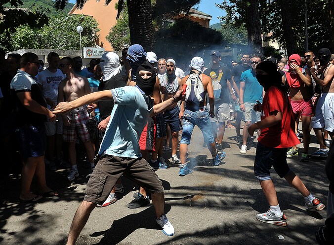 De eerste Gay Pride Parade in Montenegro liep volledig uit de hand.