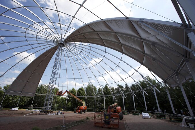 In Neder-over-Heembeek werd een speciale constructie opgetrokken voor de viering.