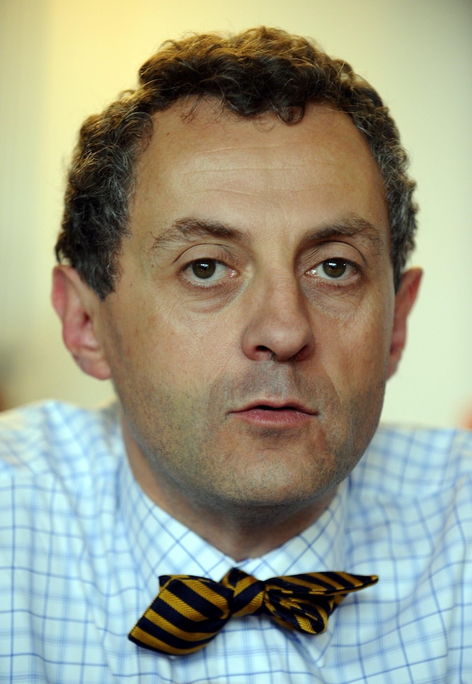 Procureur-generaal Christian De Valkeneer wil geen figurantenrol spelen in het bende-onderzoek.