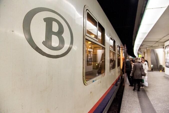 De spoorbonden vragen zich af waar de transparantie is bij de benoeming van Jo Cornu.