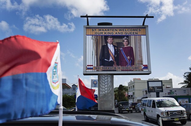 De vlag van Sint-Maarten.