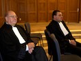 De Guchts advocaten Victor Dauginet (links) en Bruno Cardoen.
