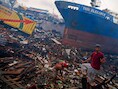 "Tyfoon Haiyan, de krachtigste die ooit de Filipijnen getroffen heeft, toonde nog eens scherp aan hoe de klimaatverandering de kracht van extreme weerfenomenen verhoogt", zei Jim Yong Kim, voorzitter van de Wereldbank.