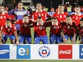 Eduardo Vargas (voorste rij, tweede van rechts) bij de nationale ploeg van Chili.