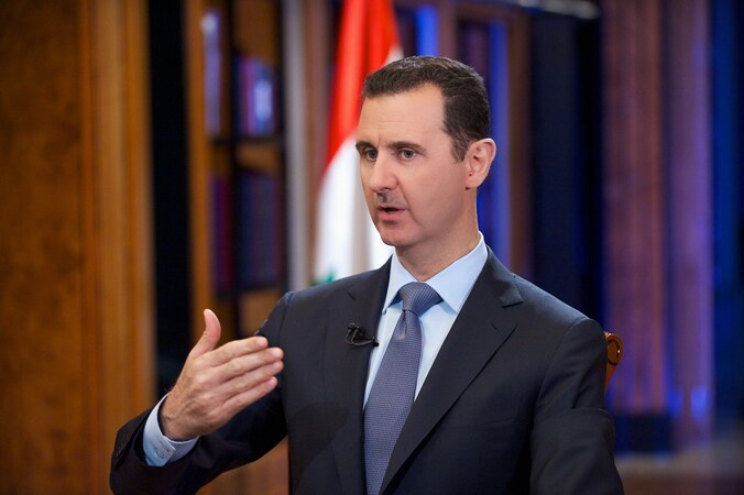 Het is voor het eerst dat de VN president Bashar al-Assad zo nauw in verband brengen met oorlogsmisdaden.