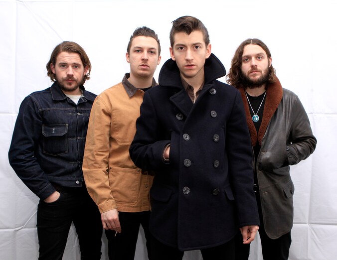 Arctic Monkeys, met Alex Turner (tweede van rechts).