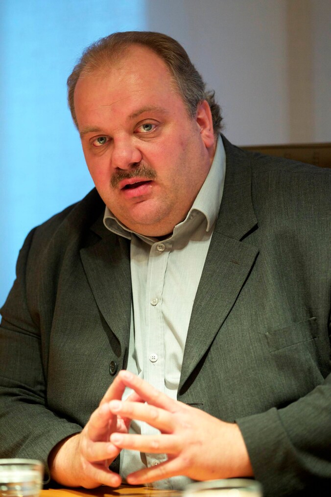 Guy D'haeseleer.