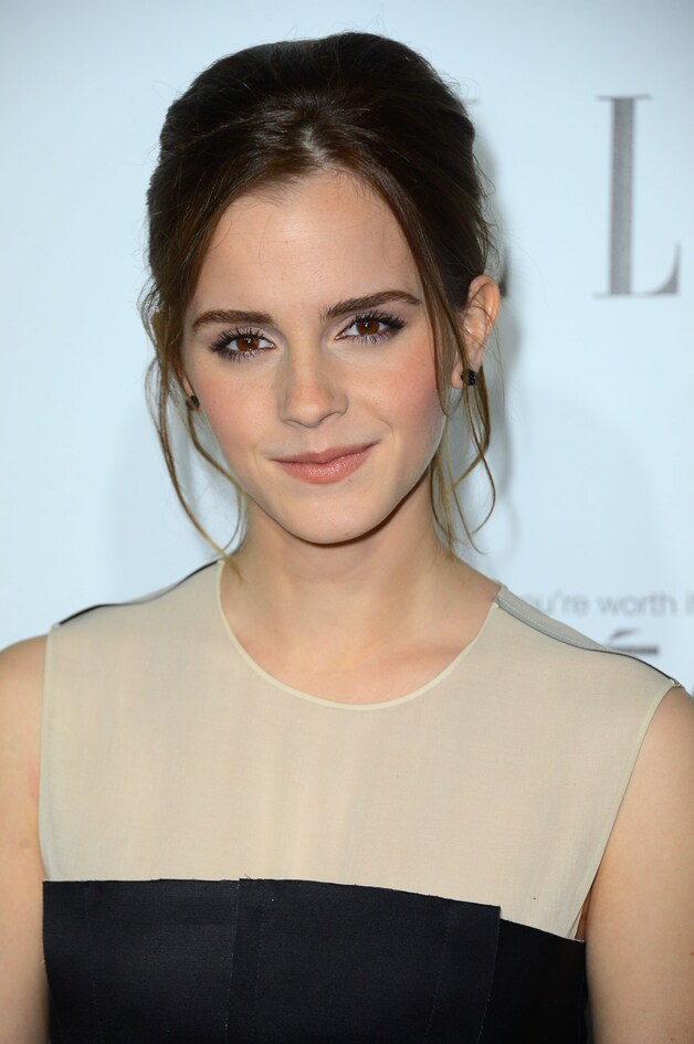 Emma Watson met een losse chignon