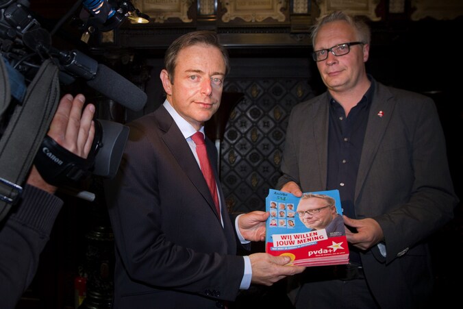 Bart De Wever en Peter Mertens op 17 oktober in Antwerpen.