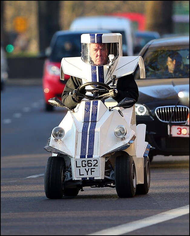 Archiefbeeld: Een passage van Top Gear gaat niet onopvallend voorbij.