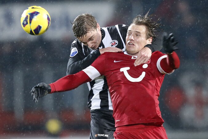 Deze Bulykin (rechts) kwam in het verleden ook nog even uit voor Anderlecht.
