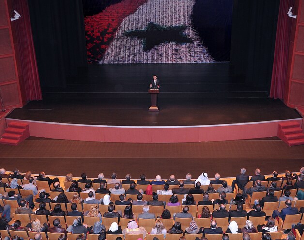 Vorig jaar (januari 2013) hield de Syrische president Bashar al-Assad een toespraak in het Opera Huis in Damascus.
