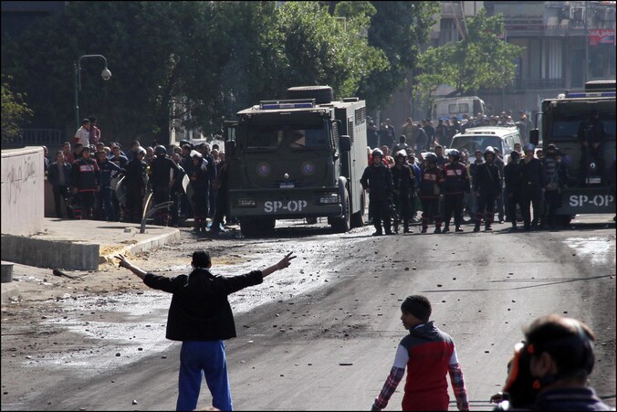 HRW ziet in de strijd om de grondwet in Egypte een bewijs van de moeilijkheden om de mensenrechten te beschermen.