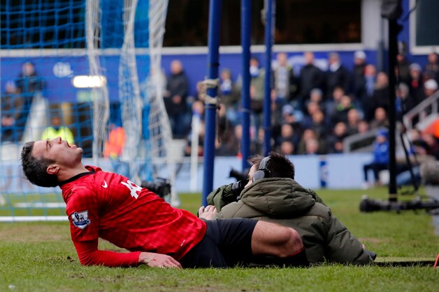 Van Persie liep een rugblessure op.