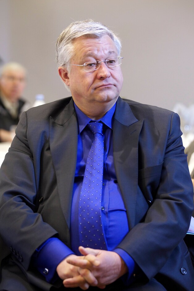 Guy Vanhengel.