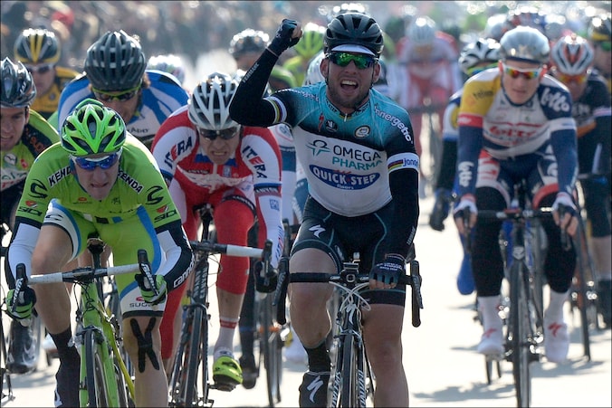 Cavendish haalde het in een massasprint.