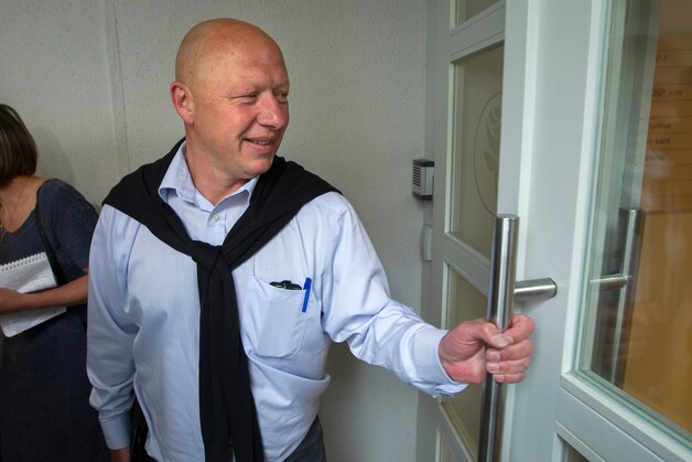 Hans Bonte, burgemeester van Vilvoorde, vraagt ook aandacht voor minderjarigen in instellingen.
