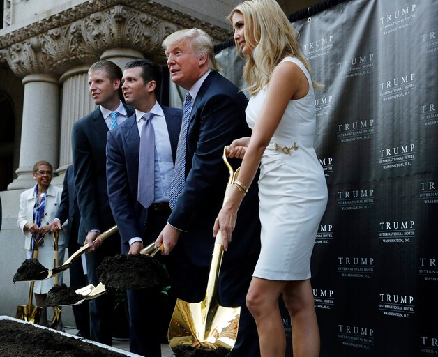 Eric Trump, Donald Trump Jr., Donald Trump en Ivanka Trump.