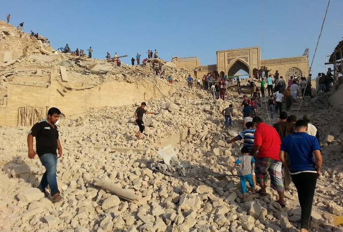 ISIS-strijders hebben donderdag een schrijn van de profeet Jona (Yunus) in Mossoel opgeblazen.
