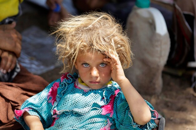 Een yezidi-meisje dat het IS-geweld is ontvlucht.