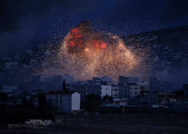 Archiefbeeld van de bombardementen in Kobane.