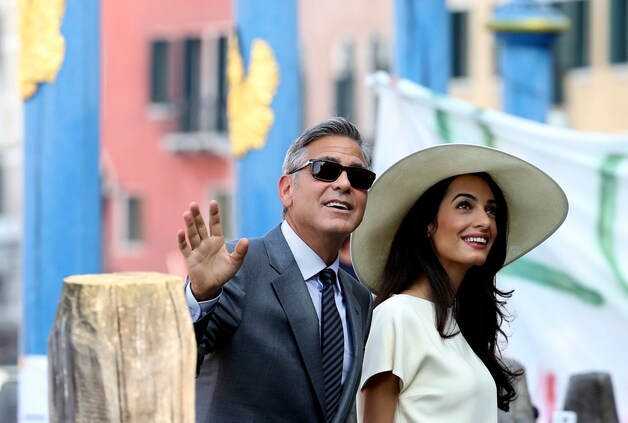 De echte George Clooney en zijn kersverse vrouw Amal.