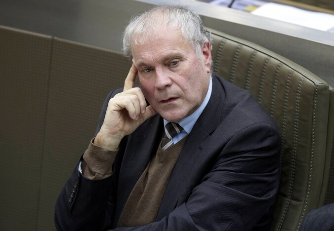 Eric Van Rompuy moet plaats maken voor zijn neef.