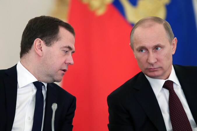 Russisch premier Dimitri Medvedev en president Vladimir Poetin.