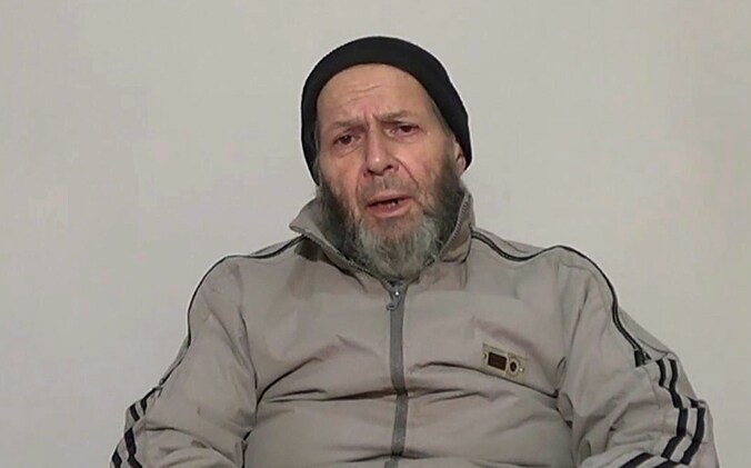 Dit beeld uit de video toont de 72-jarige Warren Weinstein die in augustus 2011 werd ontvoerd.