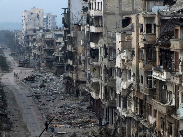 In Homs zijn sommige wijken volledig onbewoonbaar geworden.