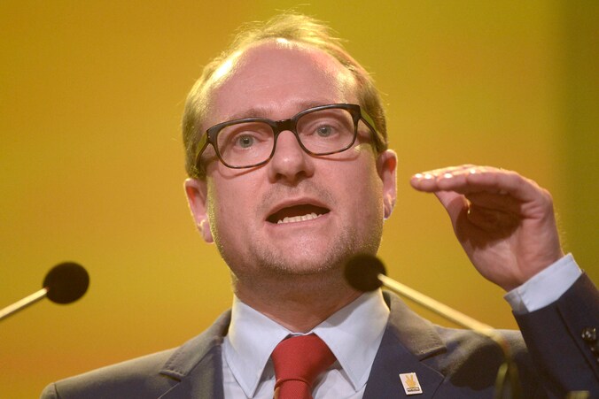 Ben Weyts (N-VA) reageert scherp op de uitlatingen van Open Vld.