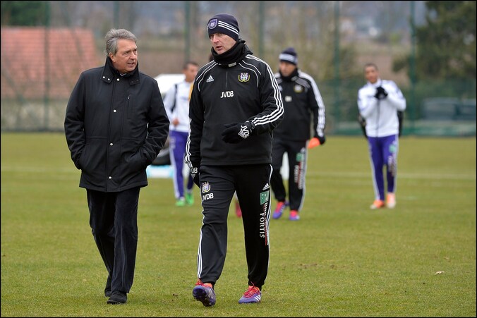 Van Holsbeeck volgde zaterdagmorgen de hele training van Anderlecht en had nadien een lang onderhoud met de trainer.