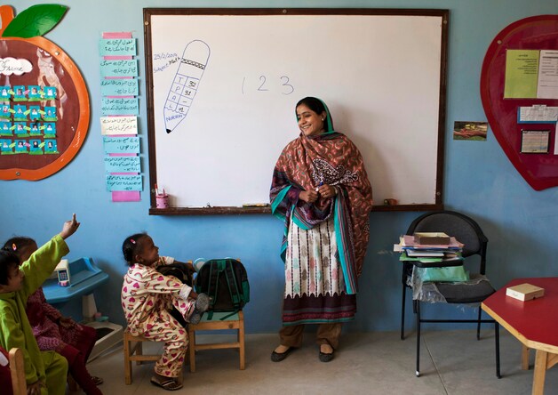 Een schooltje voor meisjes in Pakistan.