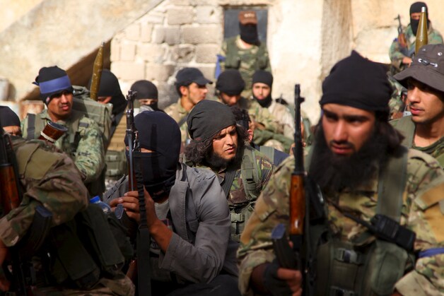 Al-Nusra leden om Ariha, Idlib.
