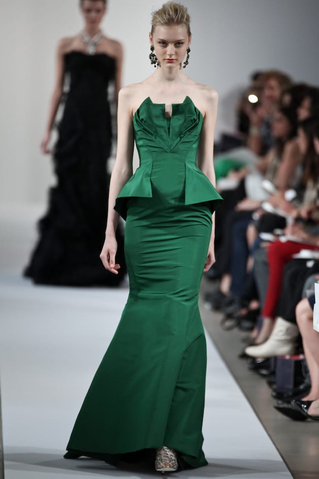 Oscar de la Renta maakte ook al gebruik van de peplum.