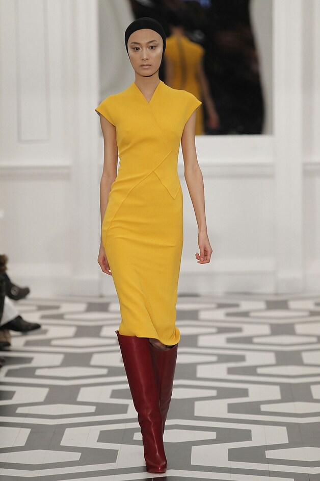 Uit de herfstcollectie van Victoria Beckham.