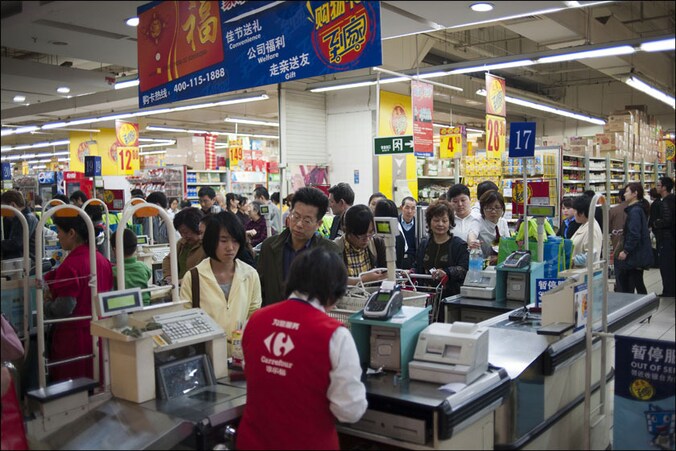 De consumptieprijzen dalen in China en dat is goed nieuws voor de kooplustigen.