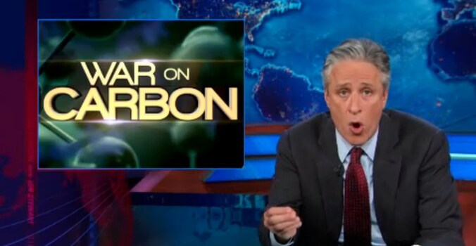 Jon Stewart over de 'War on Carbon'.