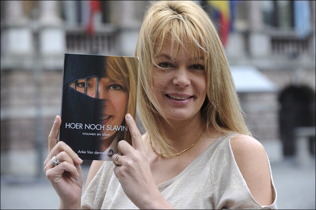 VB-senatrice Anke Van dermeersch stelde in maart haar boek 'Hoer noch slavin' voor in Antwerpen.