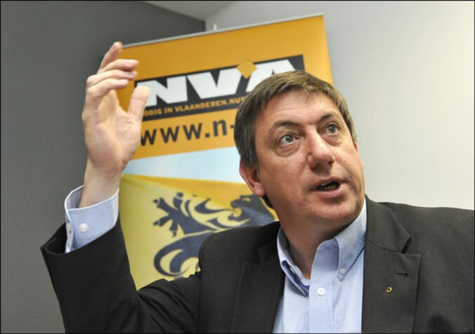 Jambon heeft geen probleem met dertig procent nieuwe inkomsten maar wel met allerlei nieuwe belastingen.