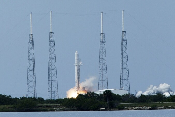 Falcon 9.
